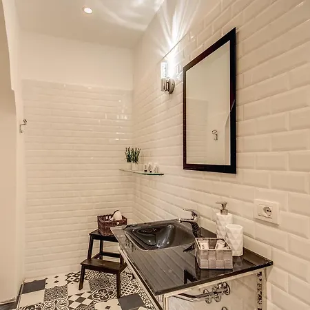 Pantheon Miracle Apartment *