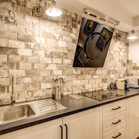 Pantheon Miracle Apartment Rom